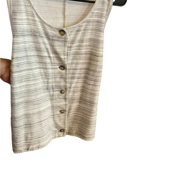 Lucky Brand heather gray / cream blend button down tank top - Picture 3 of 8